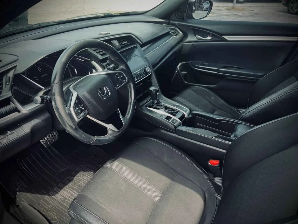 2019 Honda Civic 10th Gen - Image 12 of 12