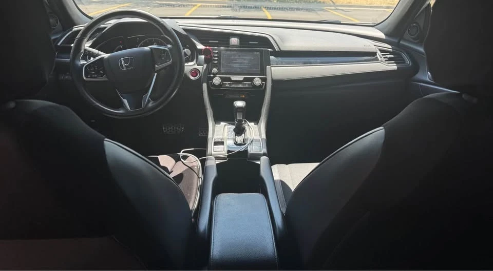 2019 Honda Civic 10th Gen - Image 8 of 8