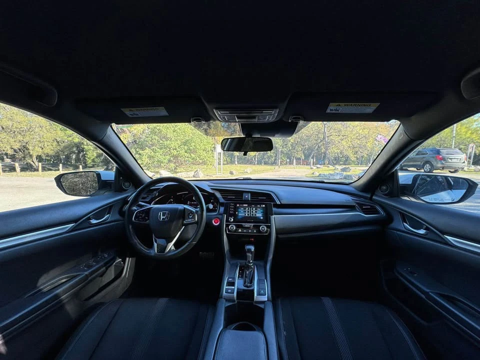 2019 Honda Civic 10th Gen - Image 11 of 13