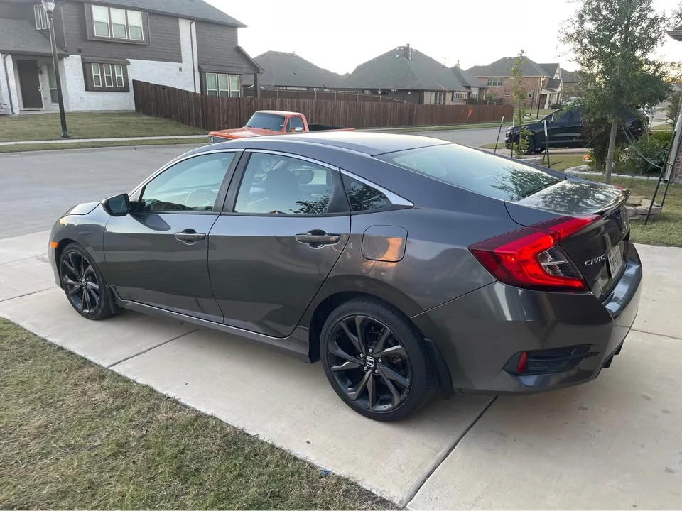 2019 Honda Civic 10th Gen - Image 4 of 6