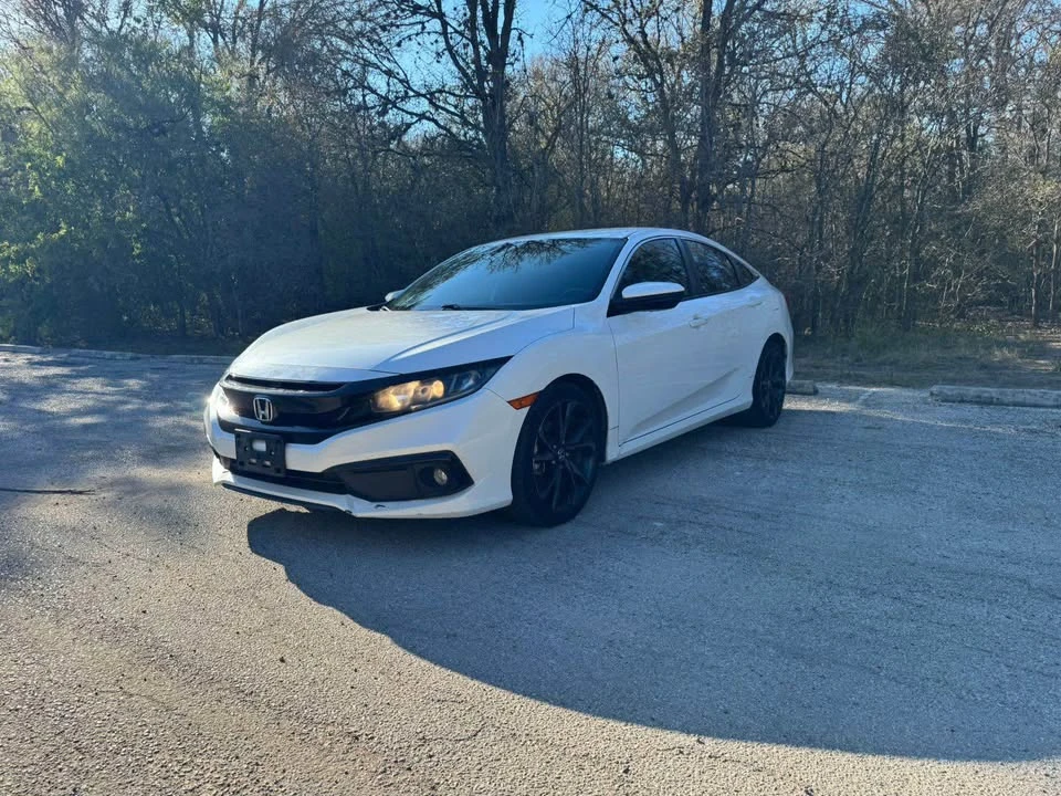 2019 Honda Civic 10th Gen - Image 4 of 13
