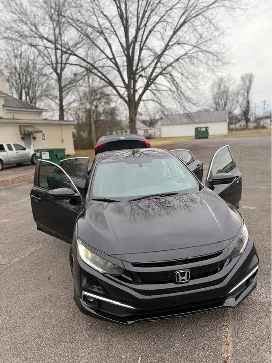 2019 Honda Civic 10th Gen - Image 3 of 15