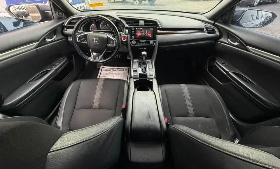 2019 Honda Civic 10th Gen - Image 10 of 19