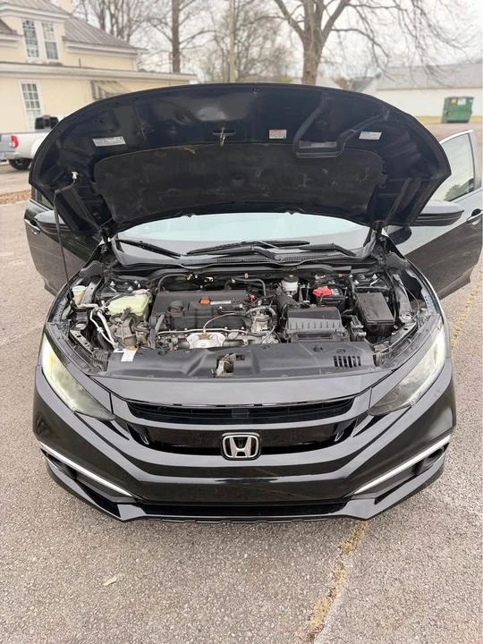 2019 Honda Civic 10th Gen - Image 14 of 15