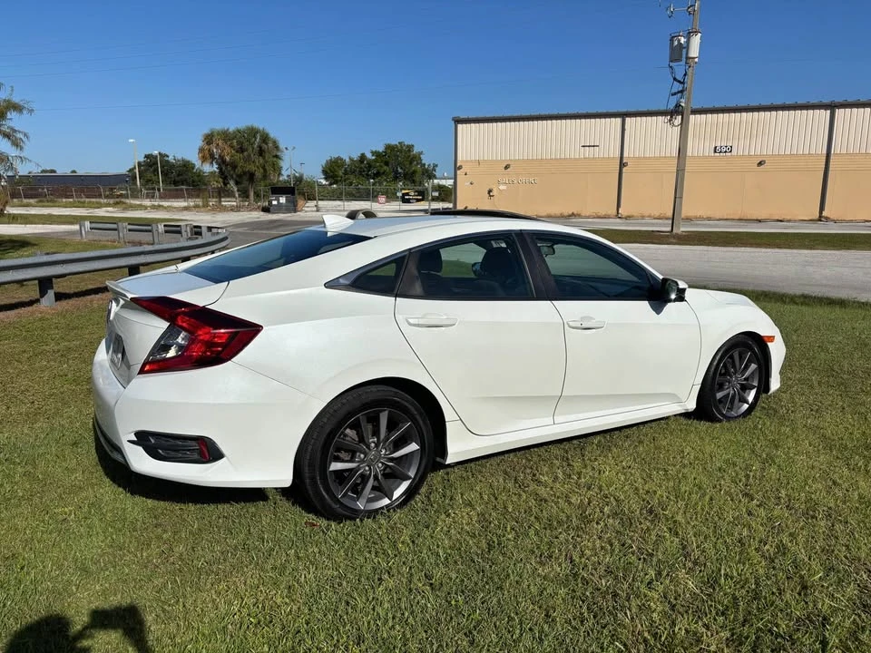 2019 Honda Civic 10th Gen - Image 4 of 11