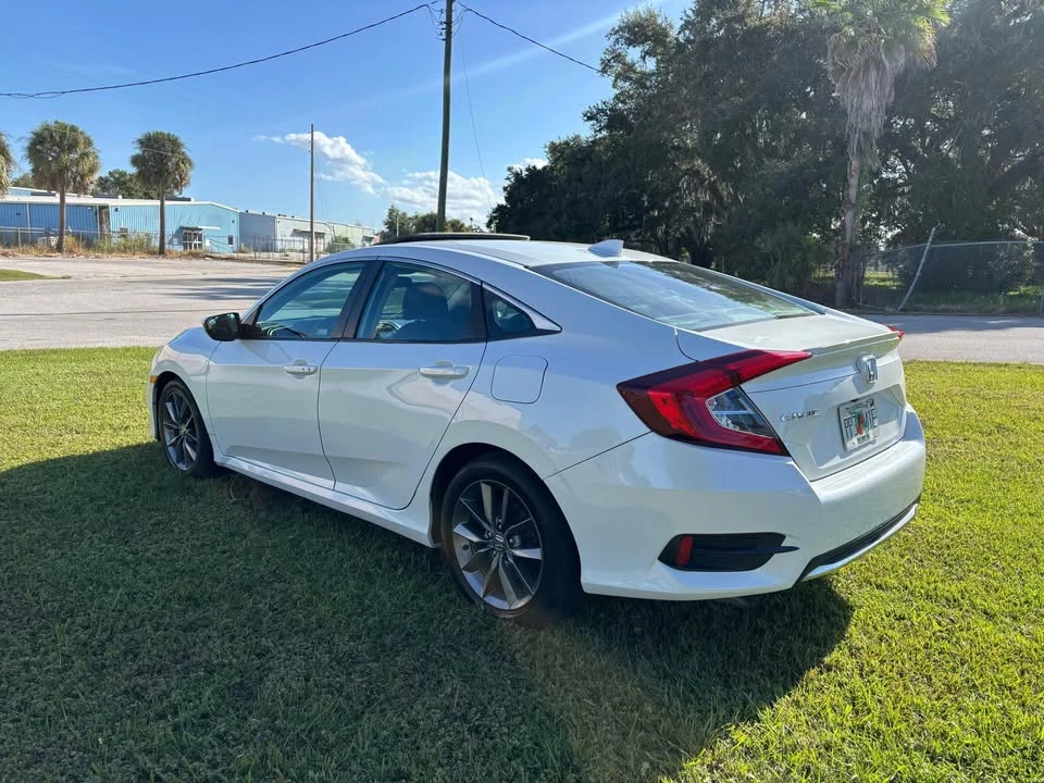 2019 Honda Civic 10th Gen - Image 3 of 11