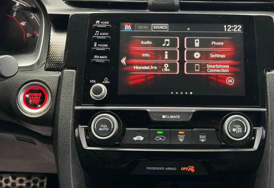 2019 Honda Civic 10th Gen - Image 15 of 19