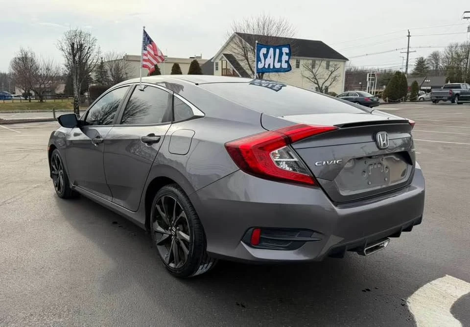 2019 Honda Civic 10th Gen - Image 6 of 19
