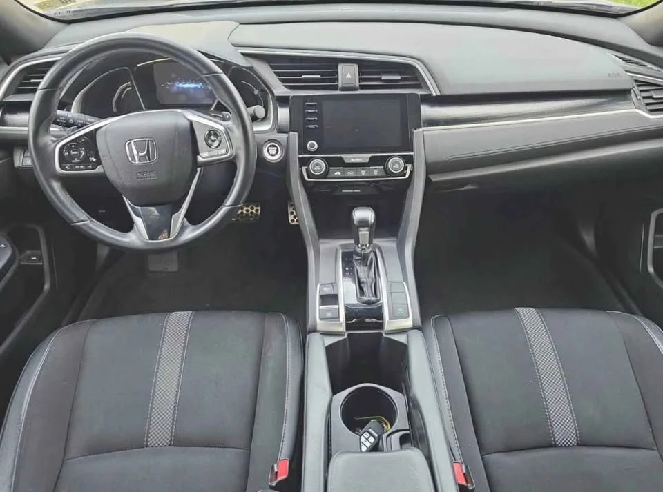 2019 Honda Civic 10th Gen - Image 7 of 9