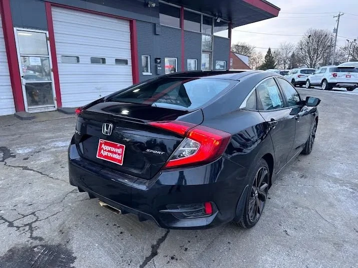 2019 Honda Civic 10th Gen - Image 10 of 20