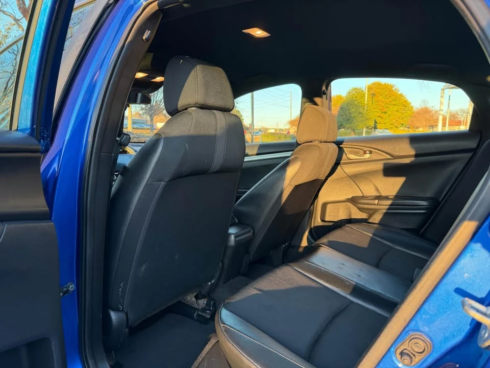 2019 Honda Civic 10th Gen - Image 11 of 15