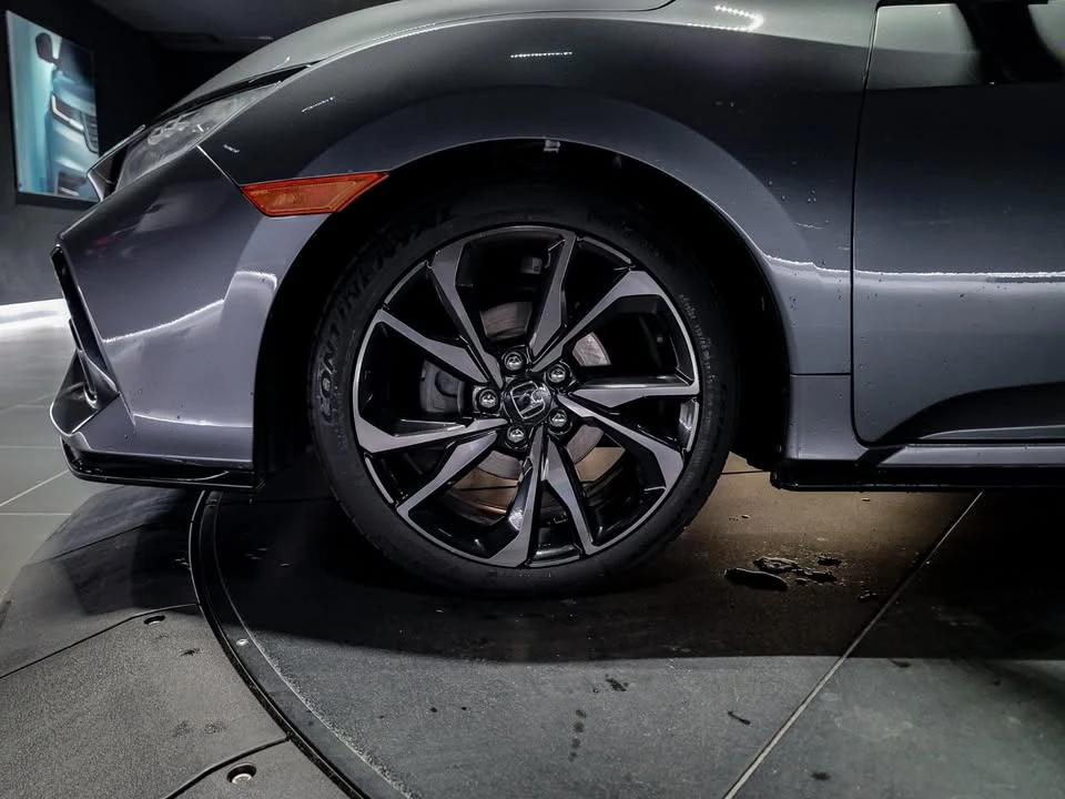 2019 Honda Civic 10th Gen - Image 15 of 16