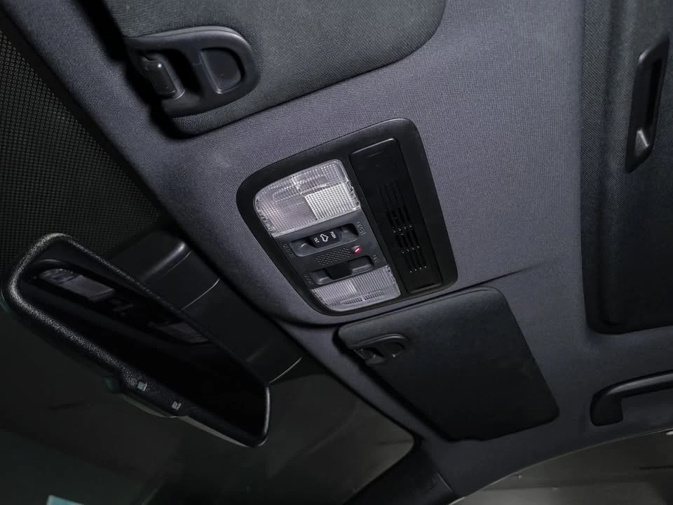 2019 Honda Civic 10th Gen - Image 14 of 16