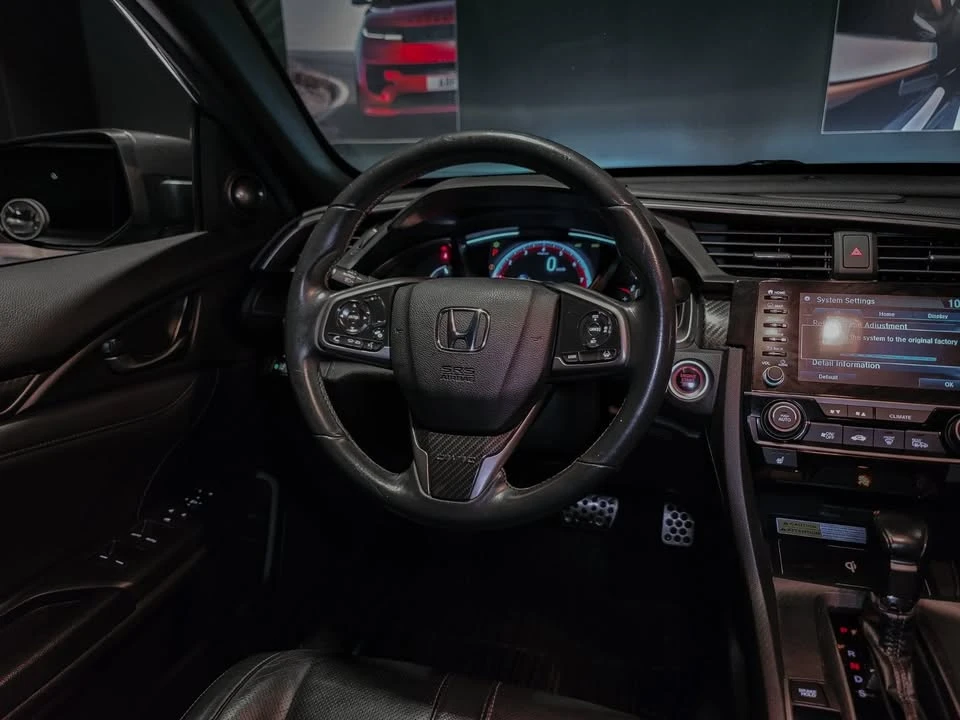 2019 Honda Civic 10th Gen - Image 8 of 16