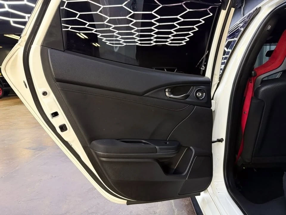 2019 Honda Civic 10th Gen - Image 17 of 19