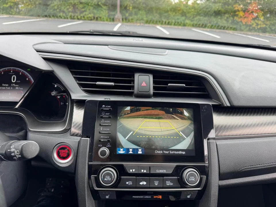 2019 Honda Civic 10th Gen - Image 10 of 14