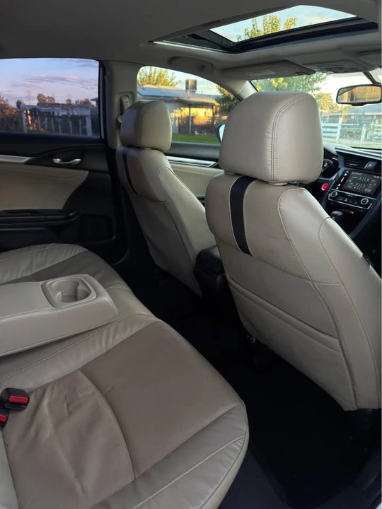 2019 Honda Civic 10th Gen - Image 7 of 11