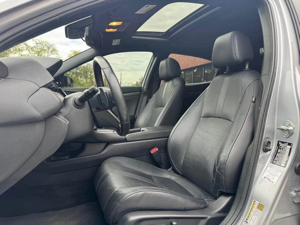 2019 Honda Civic 10th Gen - Image 6 of 14