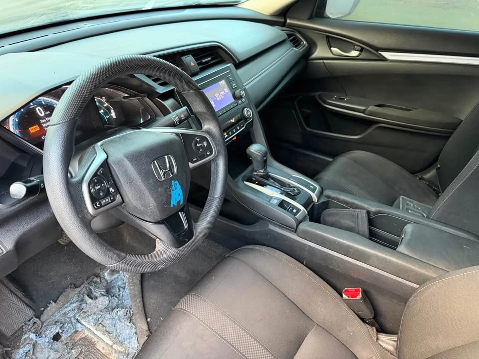 2019 Honda Civic 10th Gen - Image 9 of 13