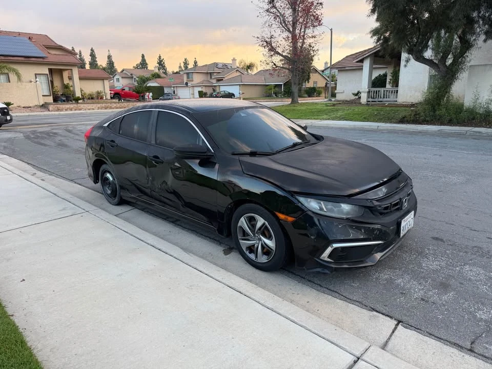 2019 Honda Civic 10th Gen - Image 3 of 13