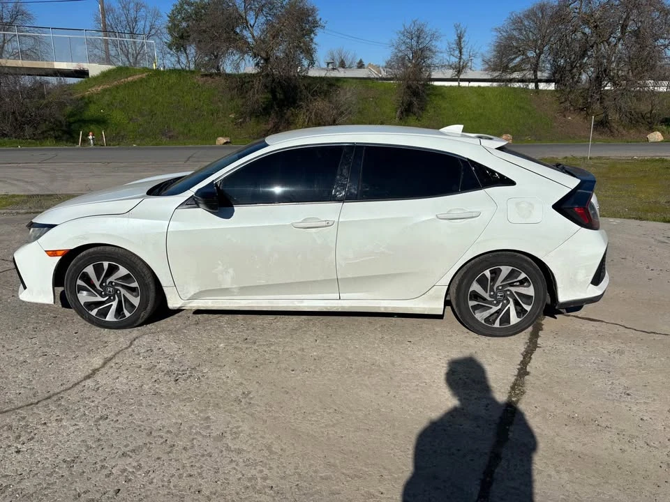 2019 Honda Civic 10th Gen - Image 9 of 10
