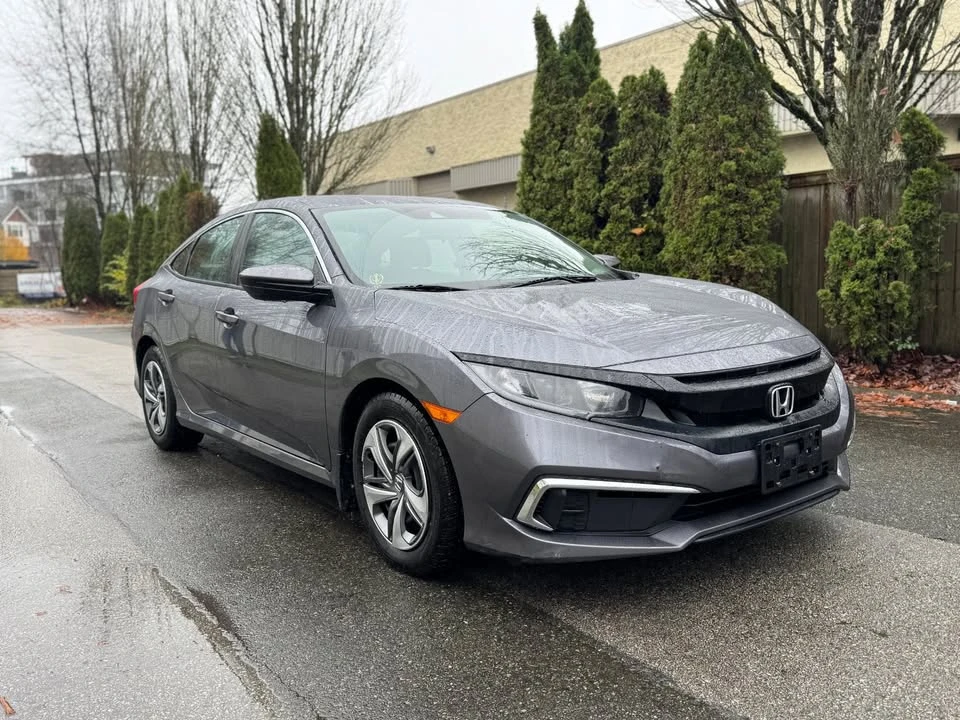 2019 Honda Civic 10th Gen - Image 8 of 15