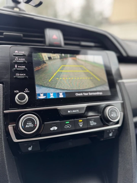 2019 Honda Civic 10th Gen - Image 14 of 15