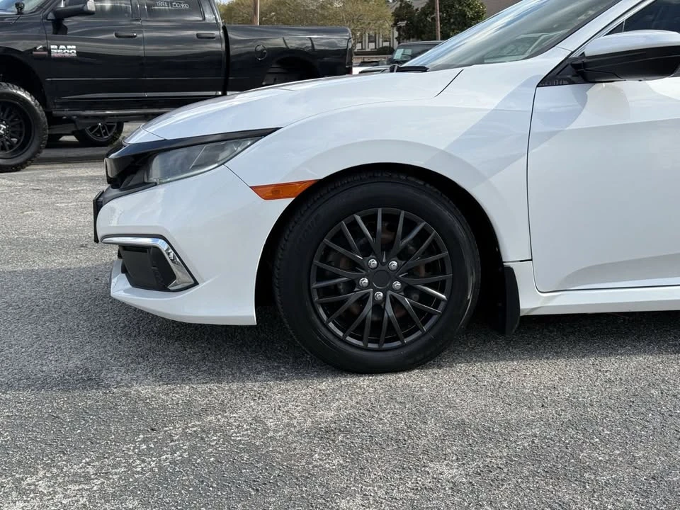 2019 Honda Civic 10th Gen - Image 6 of 16