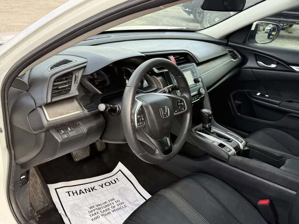 2019 Honda Civic 10th Gen - Image 12 of 16