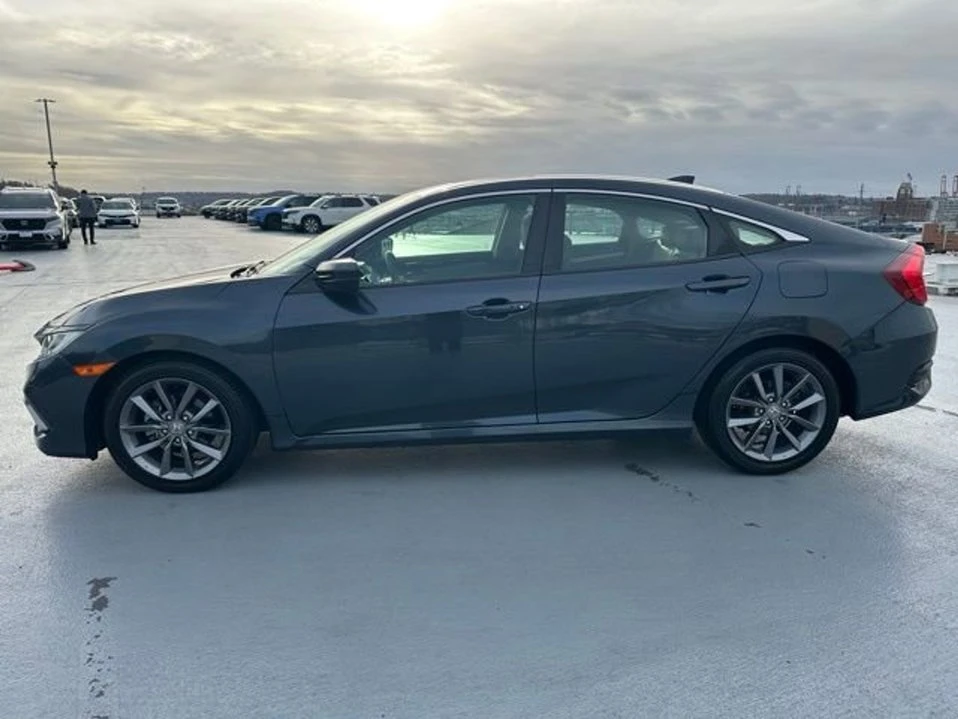 2019 Honda Civic 10th Gen - Image 6 of 10