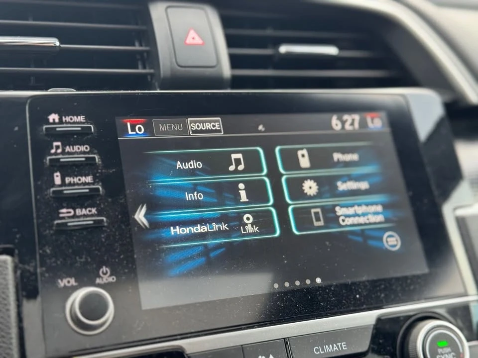 2019 Honda Civic 10th Gen - Image 17 of 20