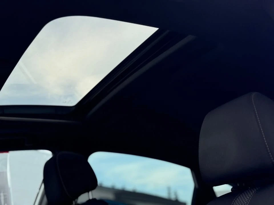 2019 Honda Civic 10th Gen - Image 11 of 20
