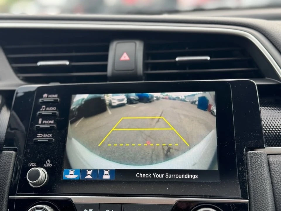 2019 Honda Civic 10th Gen - Image 18 of 20