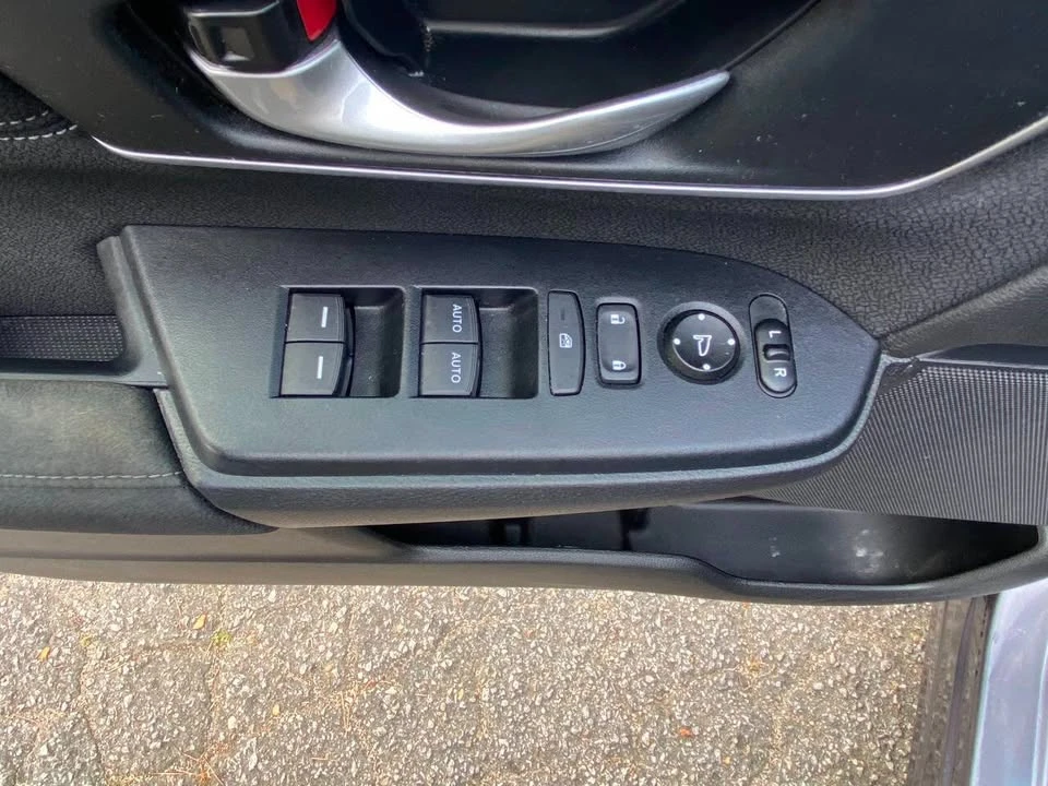 2019 Honda CR-V 5th Gen - Image 16 of 20