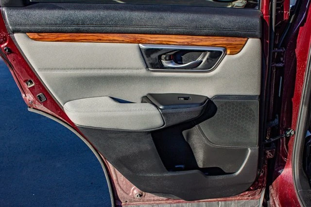 2019 Honda CR-V 5th Gen - Image 16 of 20
