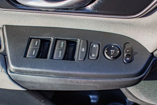 2019 Honda CR-V 5th Gen - Image 14 of 20
