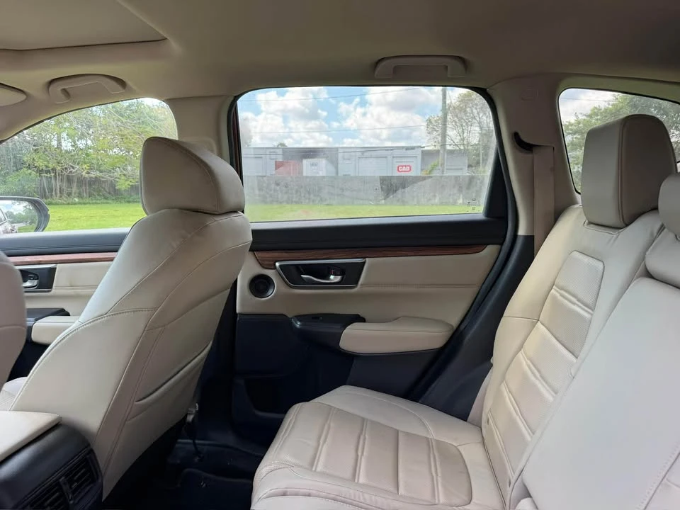 2019 Honda CR-V 5th Gen - Image 5 of 10