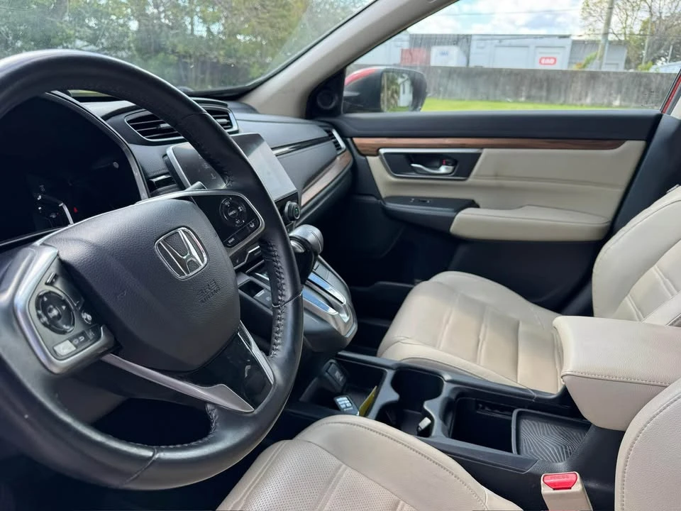 2019 Honda CR-V 5th Gen - Image 8 of 10