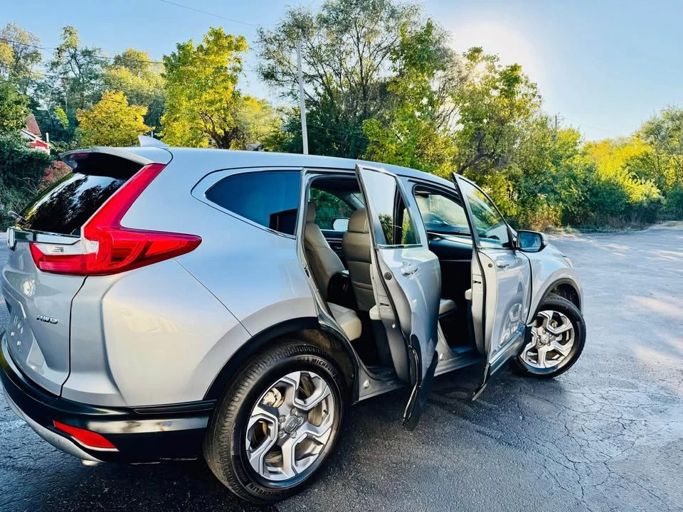 2019 Honda CR-V 5th Gen - Image 5 of 17