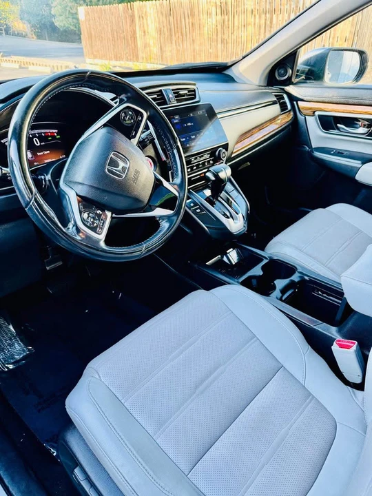2019 Honda CR-V 5th Gen - Image 11 of 17