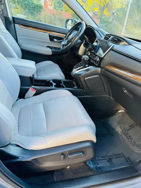 2019 Honda CR-V 5th Gen - Image 10 of 17