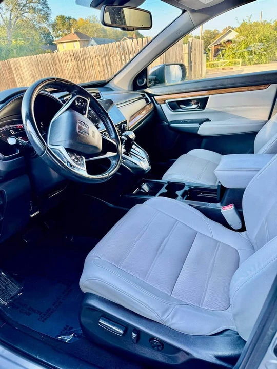 2019 Honda CR-V 5th Gen - Image 13 of 17