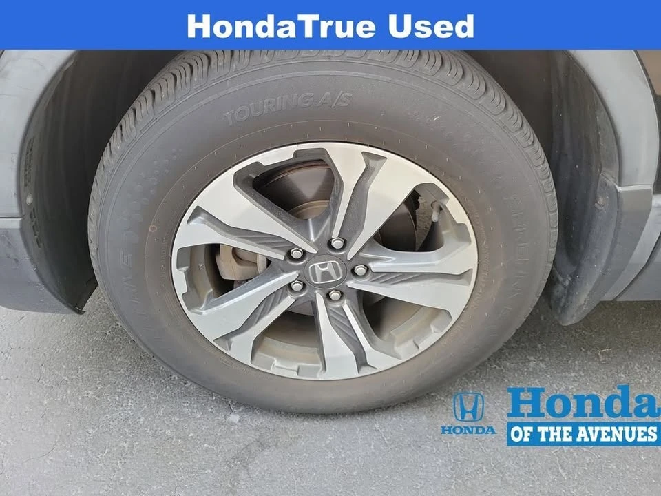 2019 Honda CR-V 5th Gen - Image 5 of 17