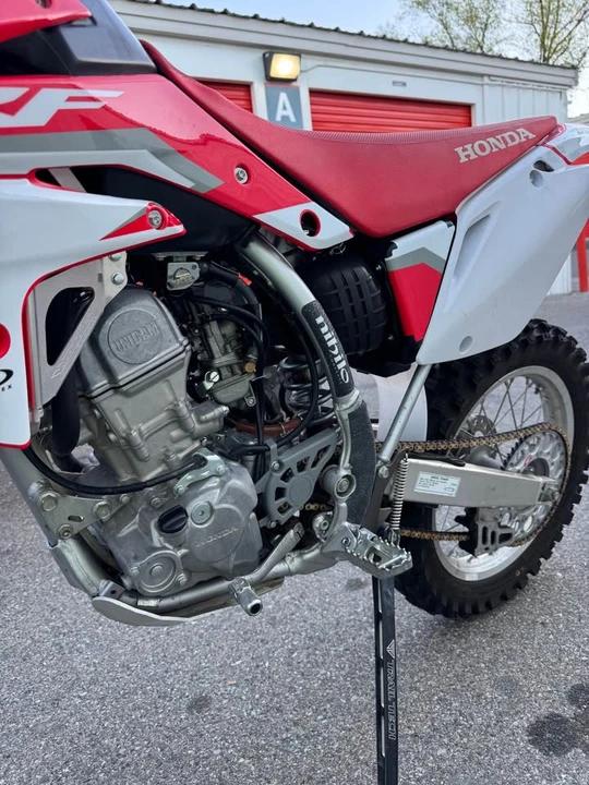 2019 Honda CRF - Image 2 of 10