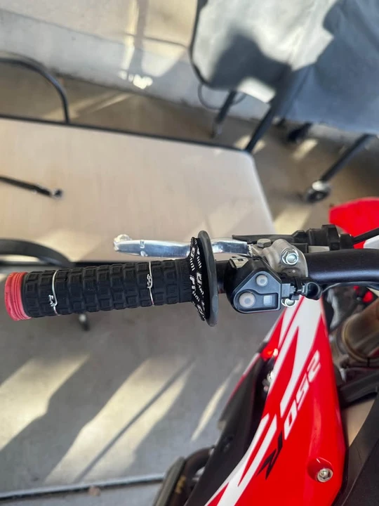 2019 Honda CRF - Image 5 of 8