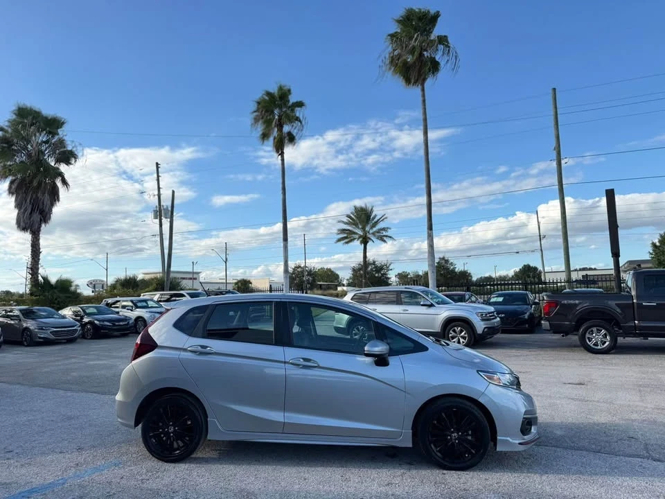 2019 Honda Fit - Image 7 of 10