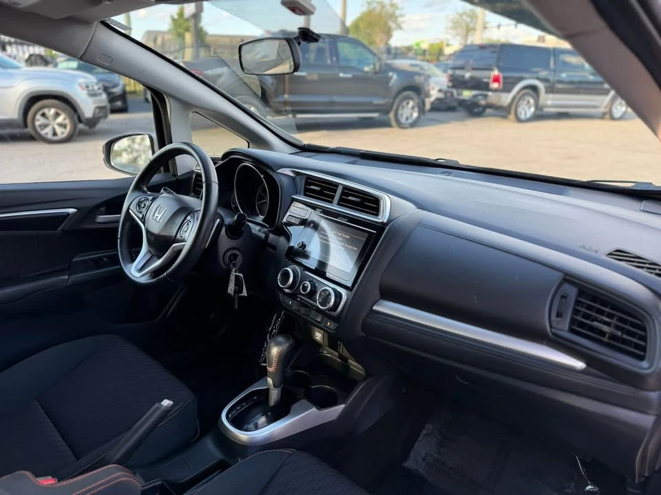 2019 Honda Fit - Image 9 of 10