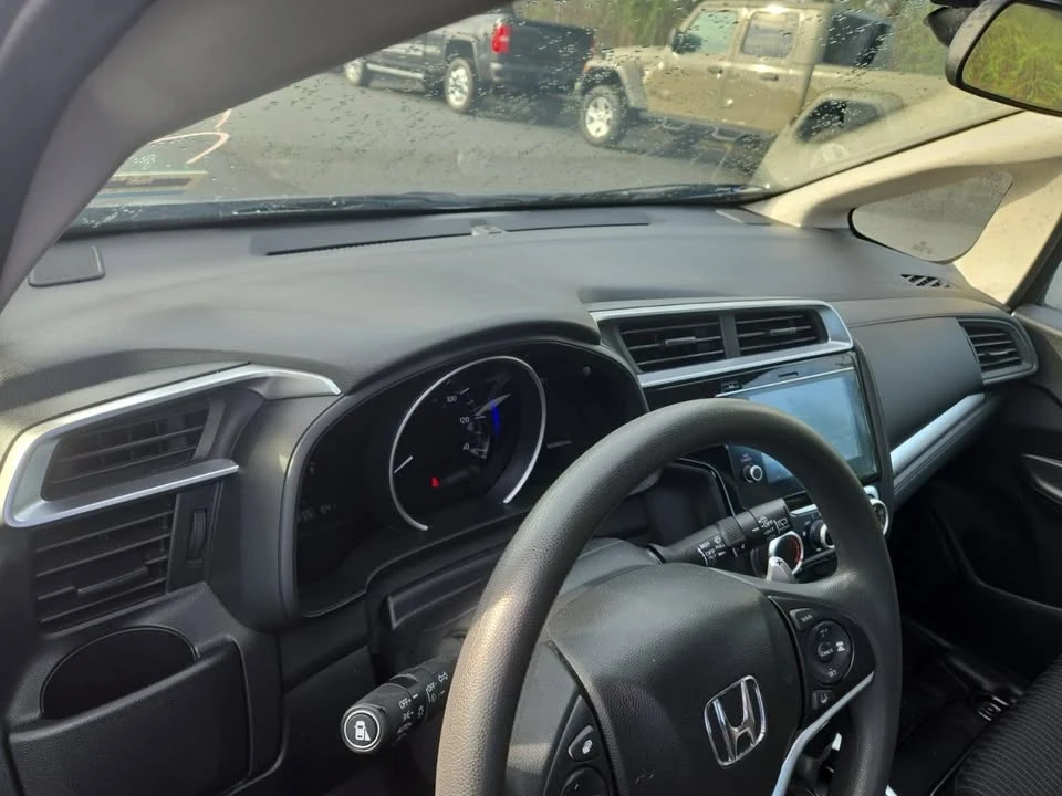 2019 Honda Fit - Image 6 of 10