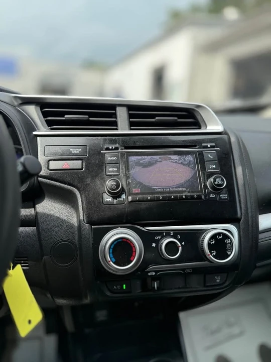 2019 Honda Fit - Image 15 of 18