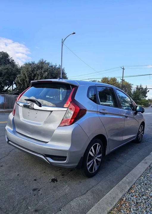 2019 Honda Fit - Image 4 of 8